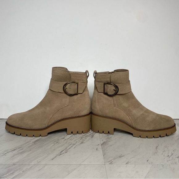 Blondo Dagger Tan Suede Bootie 10M - Picture 7 of 15